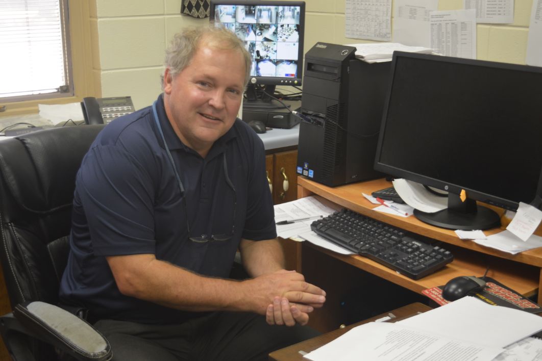 BOBBY EILAND HEBRON